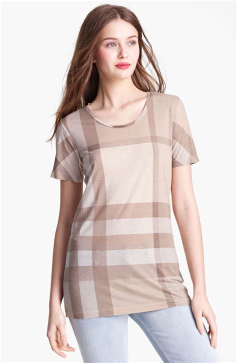 cutout short sleeve tee burberry|More.